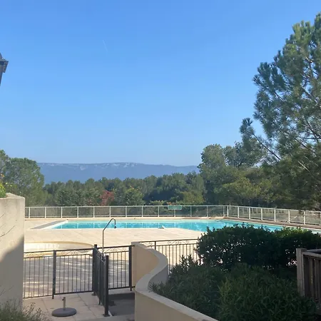 La Petite Bastide De Provence * Mallemort